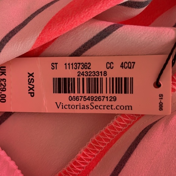 Victoria’s Secret pajama shorts silk - Picture 9 of 9